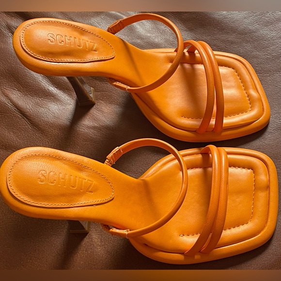 BNWT! SCHUTZ, AGATHA SANDAL, BRIGHT TANGERINE LEATHER 😻🧡🍊 - Picture 3 of 16